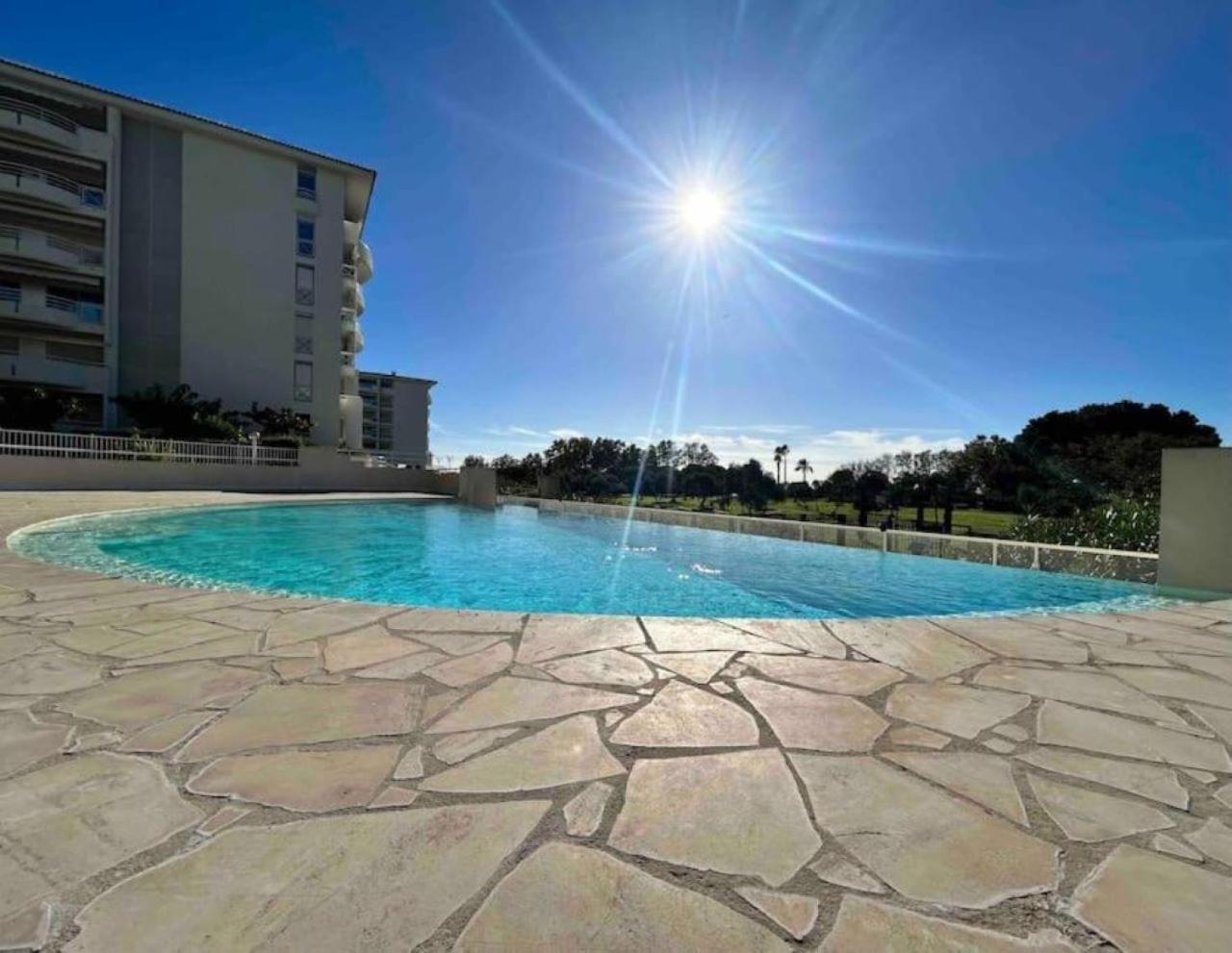 Il Gioiello : Apt 2 Pers, Clim, Piscine, Parking Αντίμπ Εξωτερικό φωτογραφία